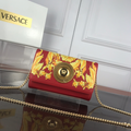 MC-Versace-043