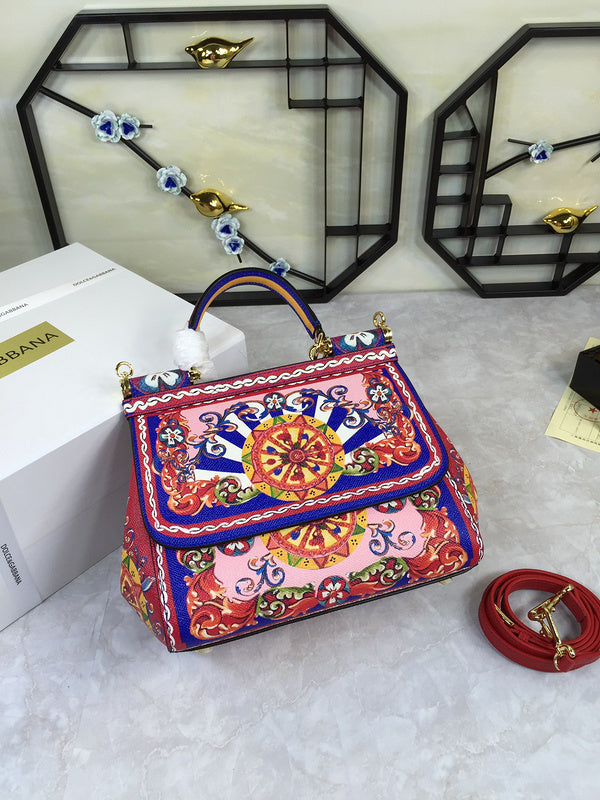 MC-Dolce Gabbana-101