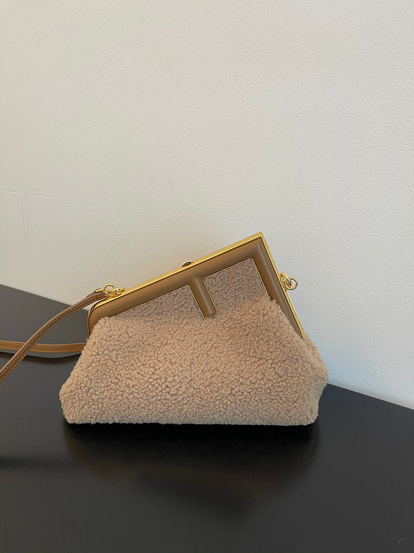 MC-FENDI-3119