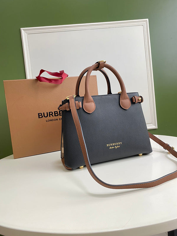 MC-Burberry-457