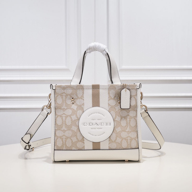 MC-Coach-261