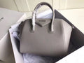 MC-GIVENCHY-435