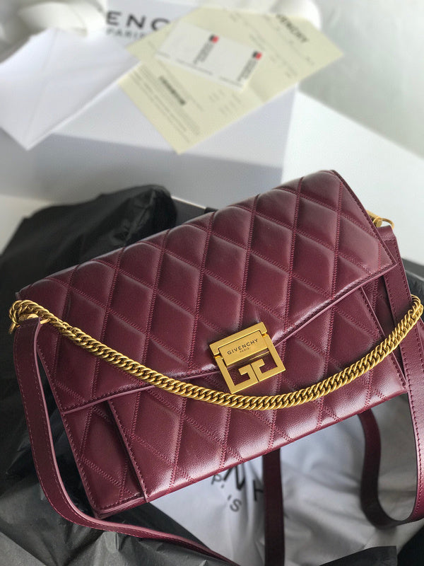 MC-GIVENCHY-437