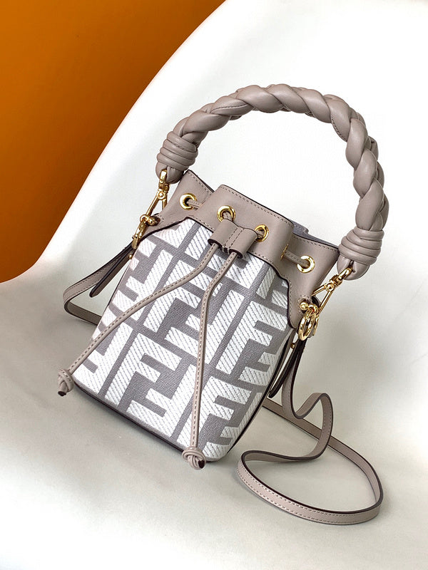 MC-FENDI-3172
