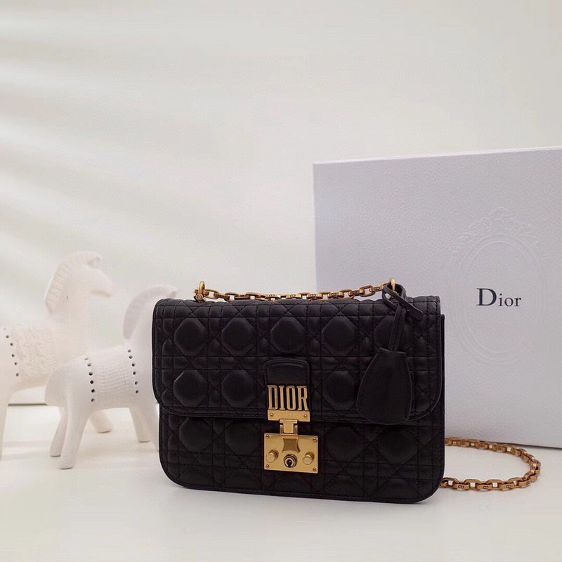 MC-Christian Dior-3006