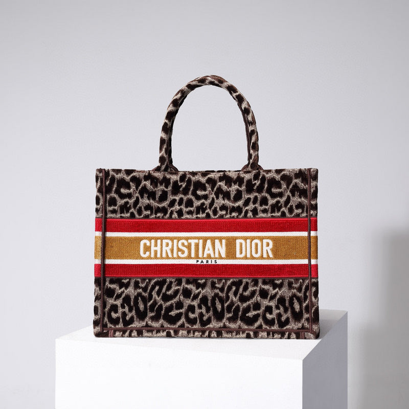 MC-Christian Dior-3007