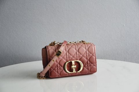MC-Christian Dior-3010