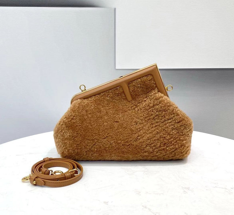 MC-FENDI-3194