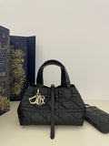 MC-Christian Dior-3015