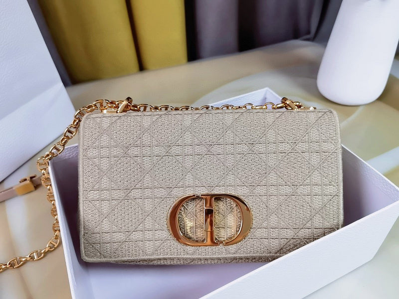 MC-Christian Dior-3020