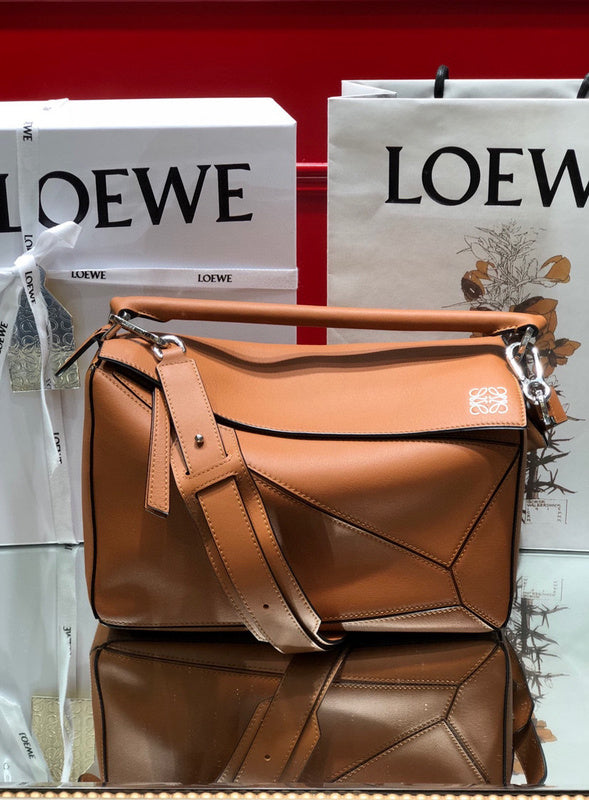 MC-Loewe-819