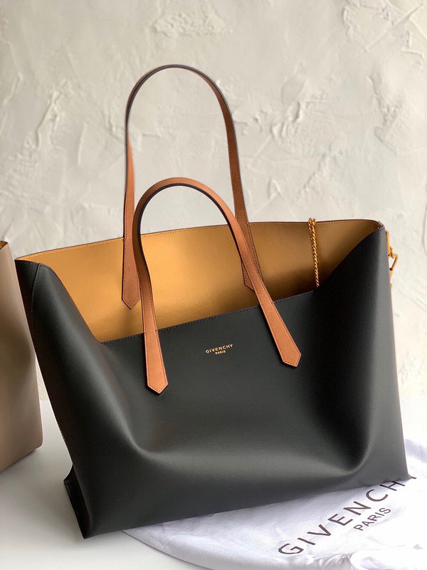 MC-GIVENCHY-441