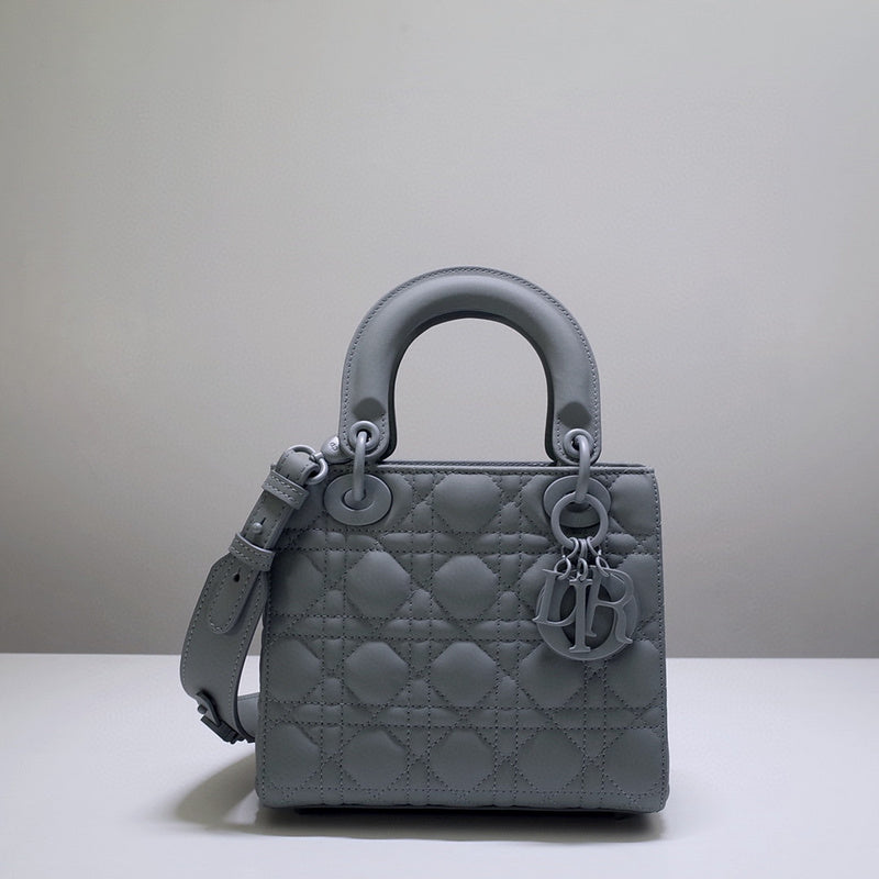 MC-Christian Dior-3029