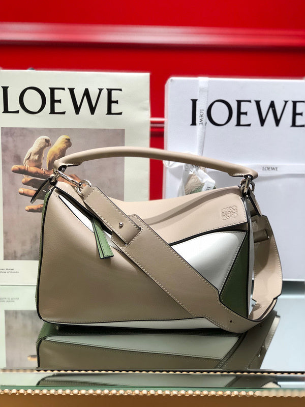 MC-Loewe-820