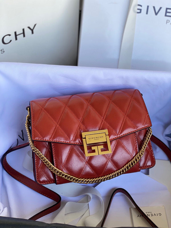 MC-GIVENCHY-443
