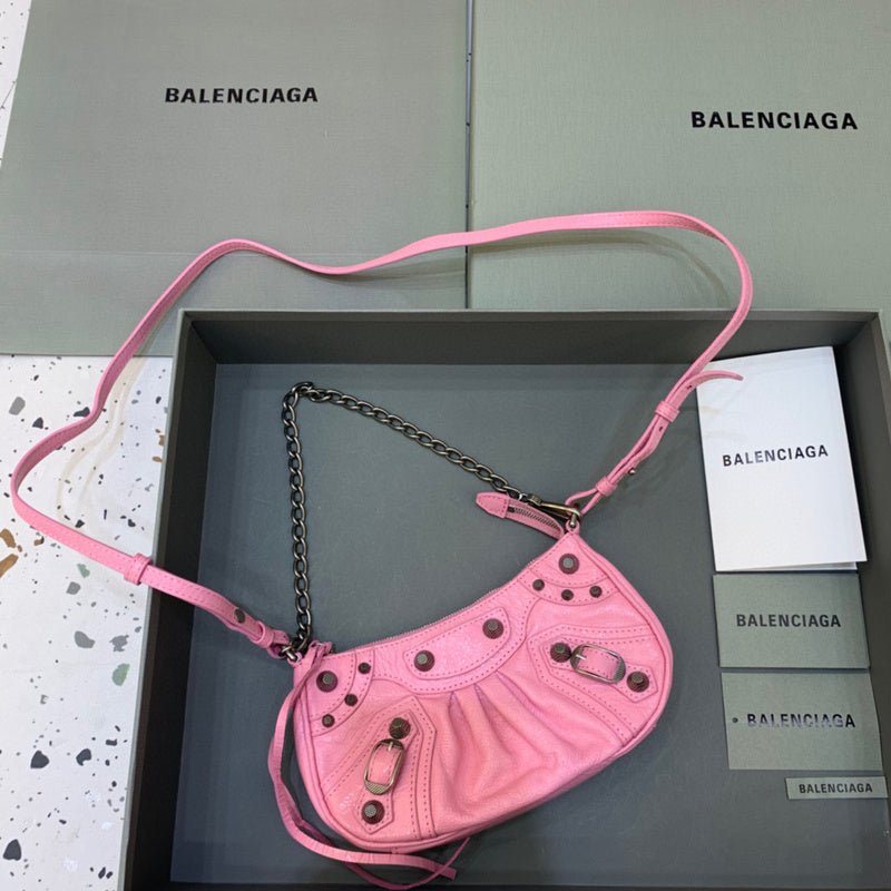 MC-Balenciaga-1311