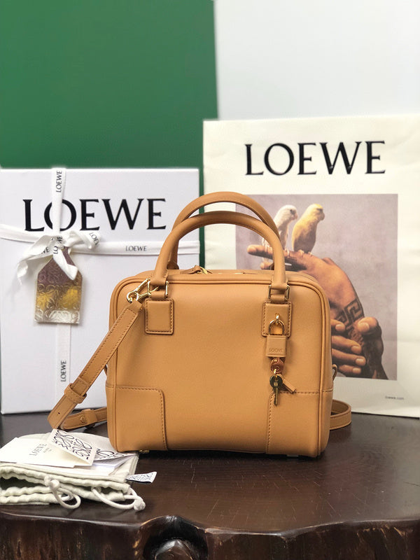 MC-Loewe-824