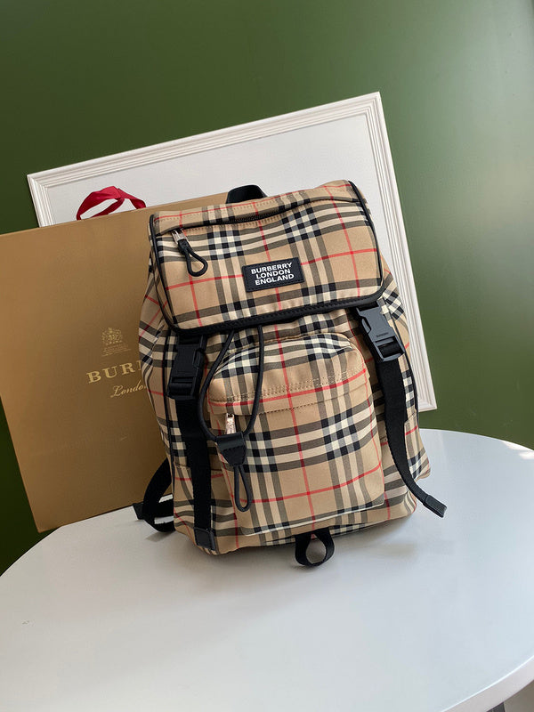 MC-Burberry-465