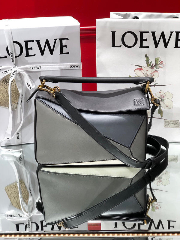 MC-Loewe-830