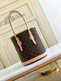 MC-LV-Bags-3352
