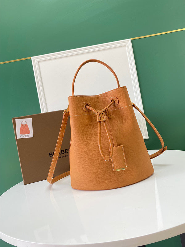 MC-Burberry-466