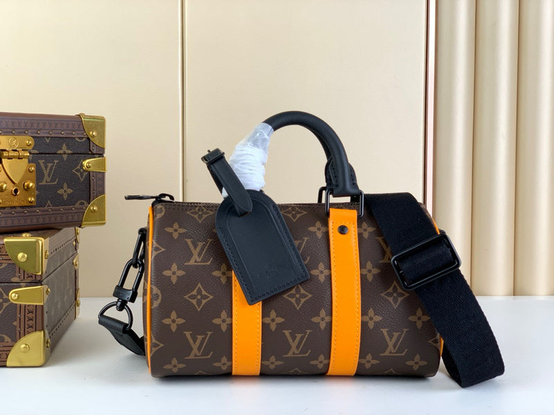 MC-LV-Bags-3376