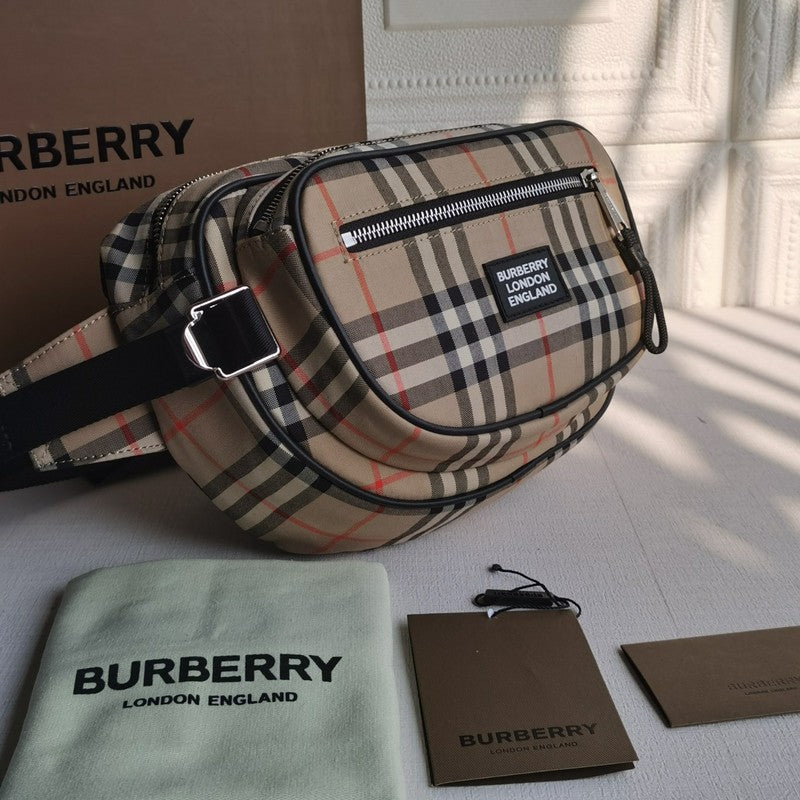 MC-Burberry-471