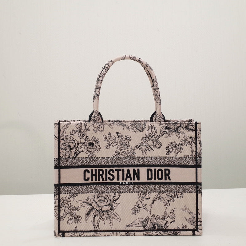 MC-Christian Dior-3096