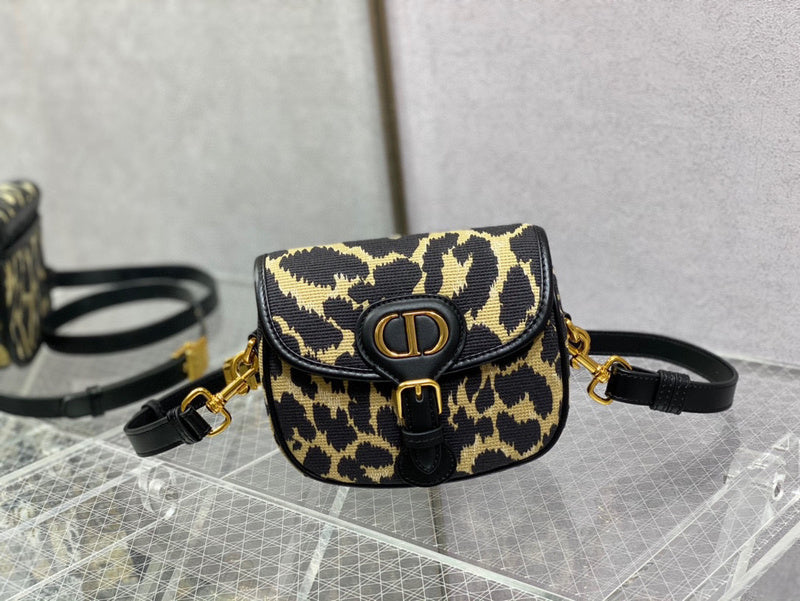 MC-Christian Dior-3097
