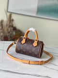 MC-LV-Bags-3390