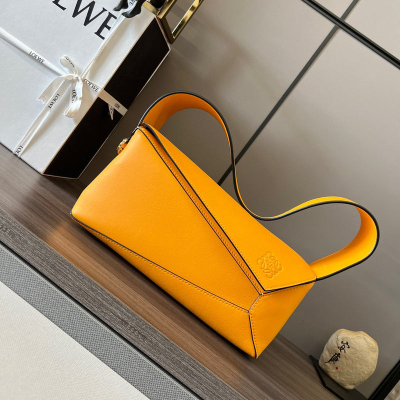 MC-Loewe-845