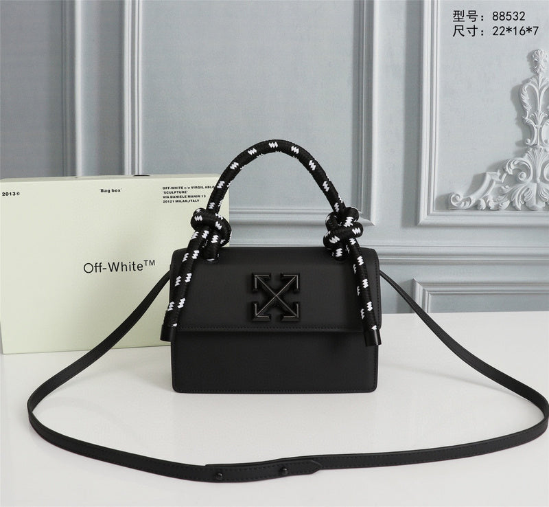 MC-OFF White-438
