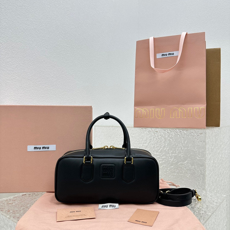 MC-Miu Miu-370