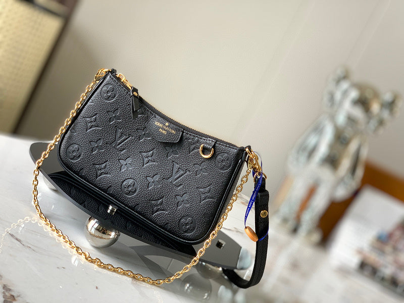 MC-LV-Bags-3412