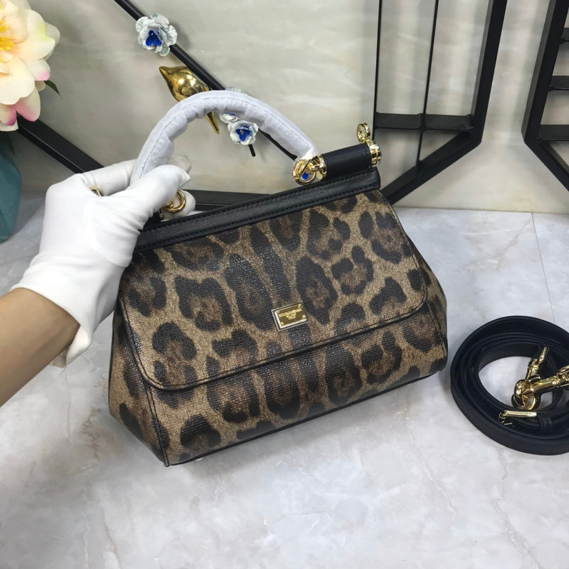 MC-Dolce Gabbana-109