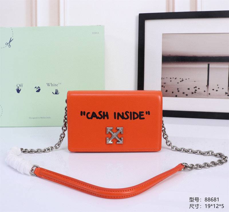 MC-OFF White-445