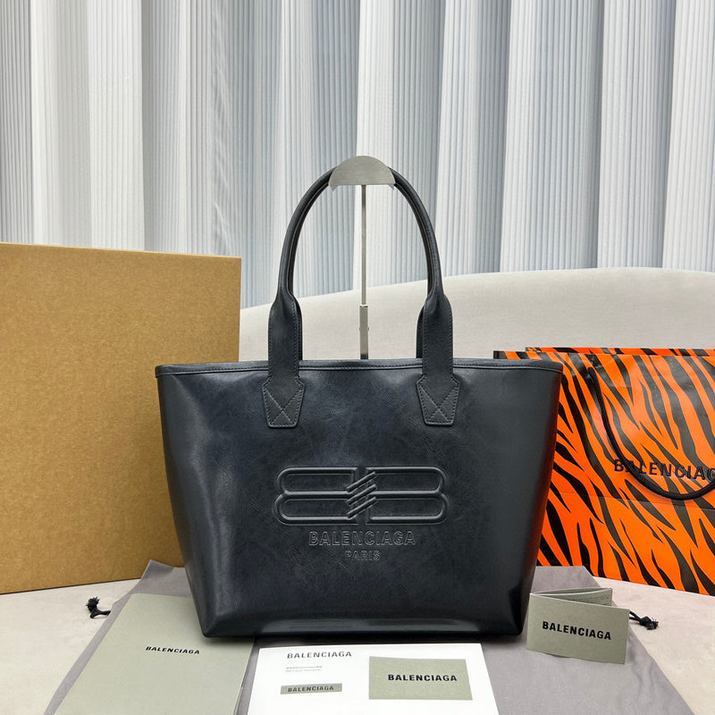 MC-Balenciaga-1354