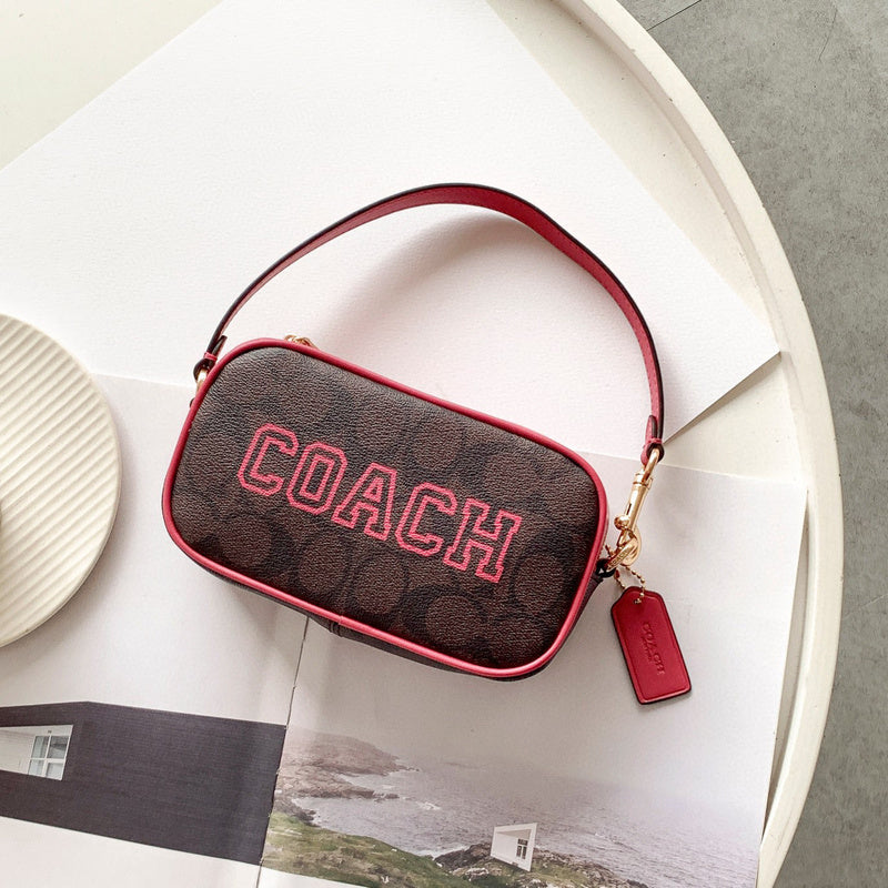 MC-Coach-276