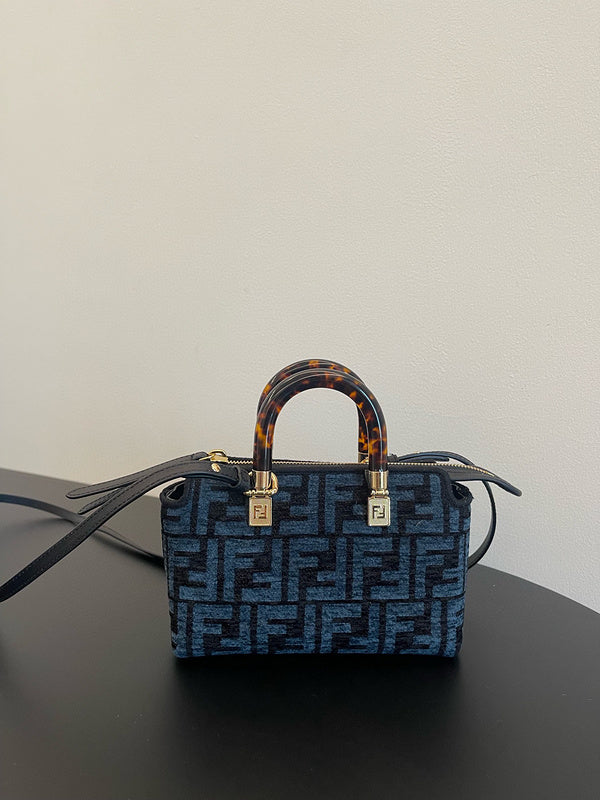 MC-FENDI-3294