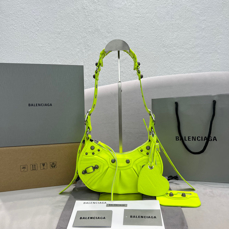 MC-Balenciaga-1357