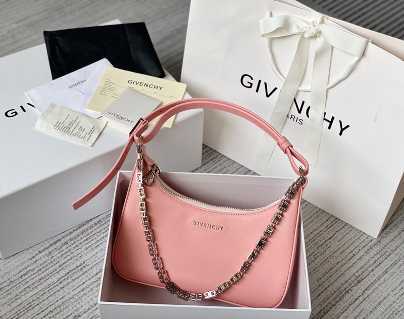 MC-GIVENCHY-453