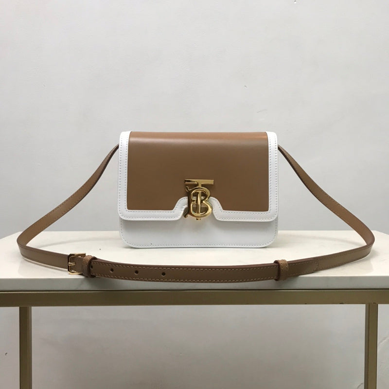 MC-Burberry-478