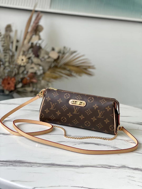 MC-LV-Bags-3435