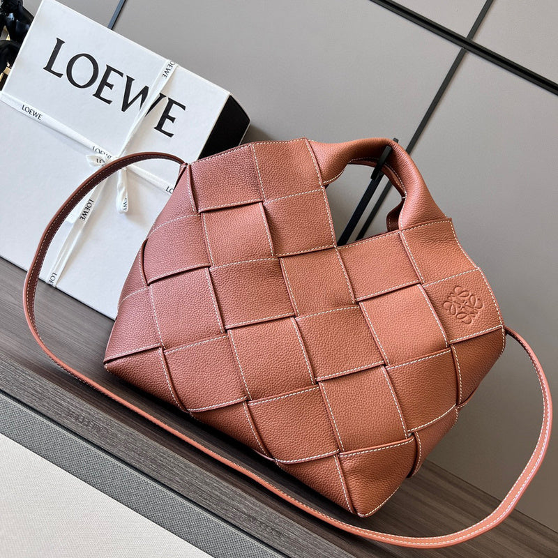 MC-Loewe-864