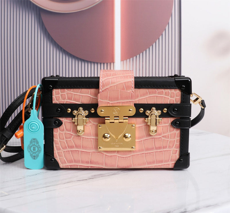 MC-LV-Bags-3443