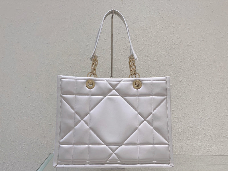MC-Christian Dior-3161