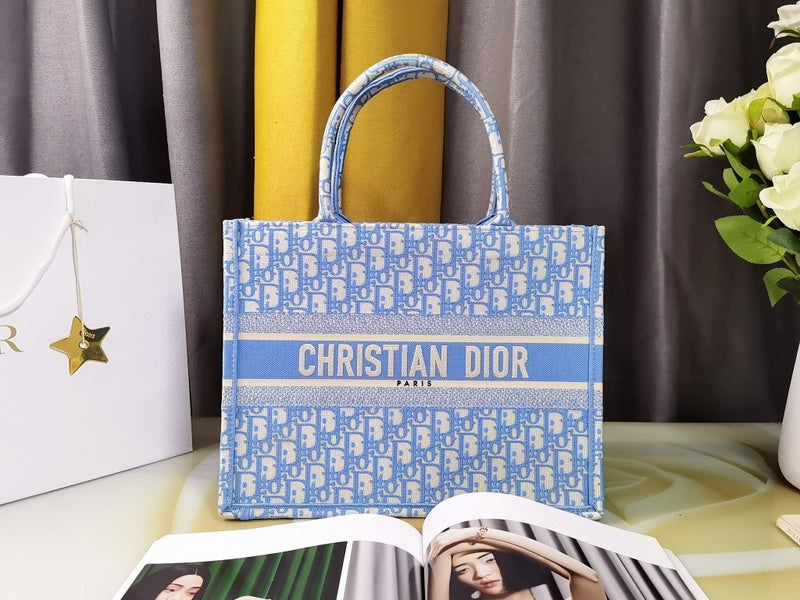 MC-Christian Dior-3167