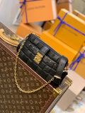MC-LV-Bags-3478