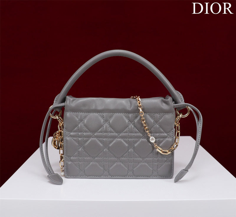 MC-Christian Dior-3185