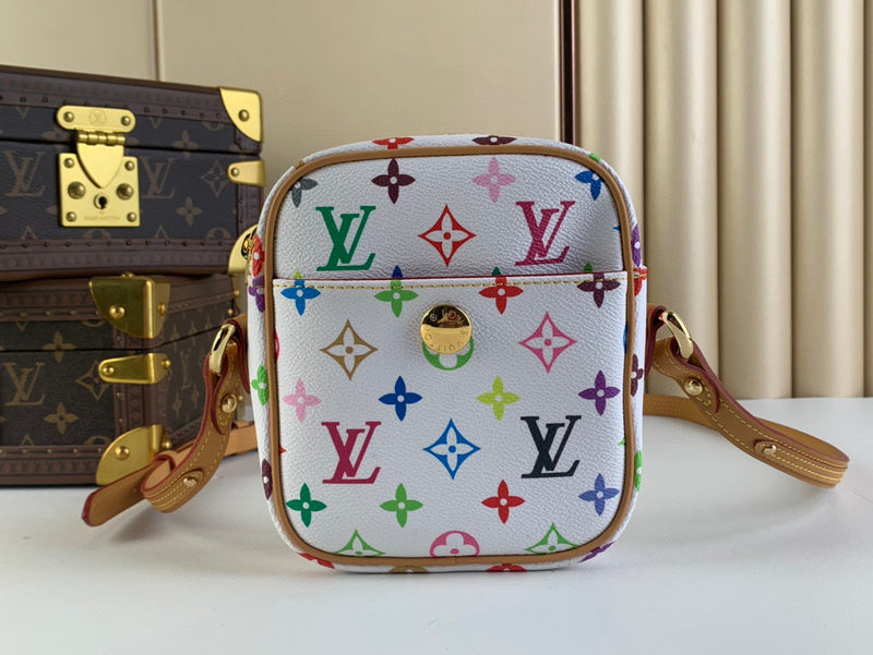 MC-LV-Bags-3484